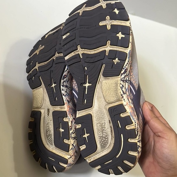 Brooks Ghost 14 Road-Running Shoes - Delicate Dyes - Women's size 9 - Picture 7 of 7